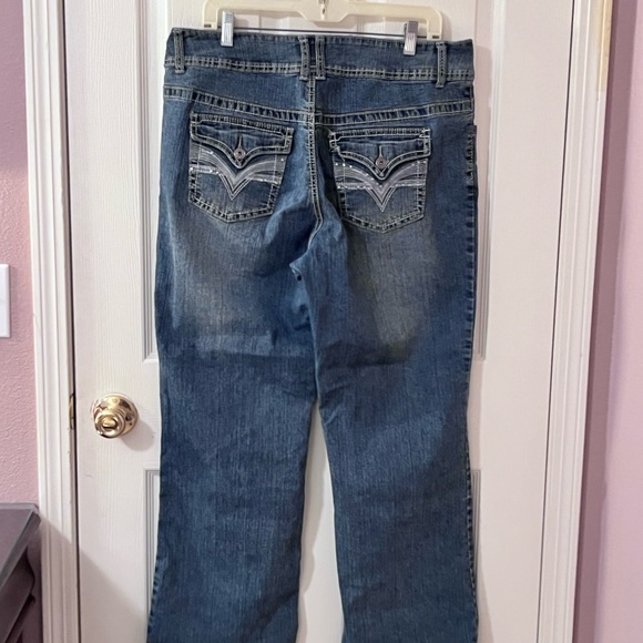 PM031024 Westport Denim Jeans - Picture 2 of 6